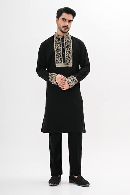 Kalpana Naik Shab Gul Hand Embroidered Kurta Set 