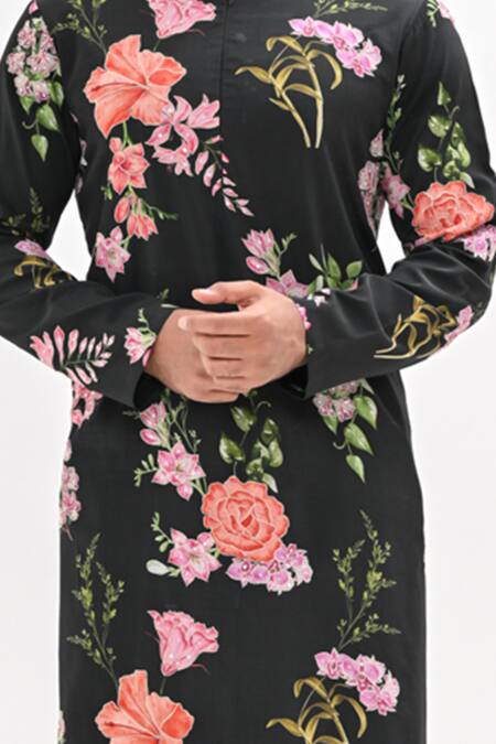 Kalpana Naik_Black Crepe Embroidery Bloom Printed Hand Kurta Set _at_Aza_Fashions
