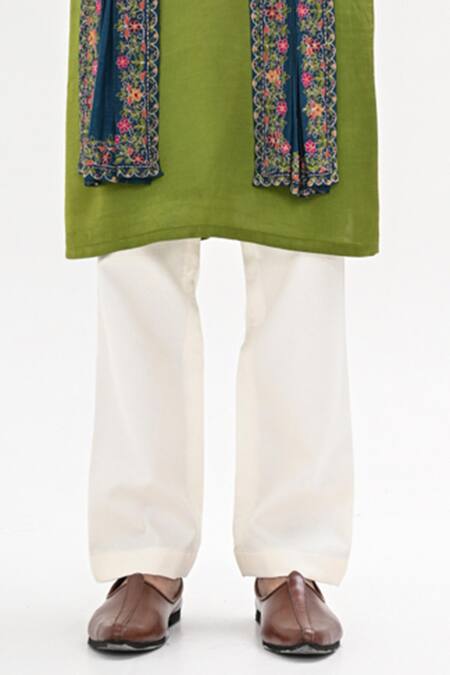 Kalpana Naik_Green Linen, Satin Embroidery Peacock Hues Hand Kurta Set _Online_at_Aza_Fashions