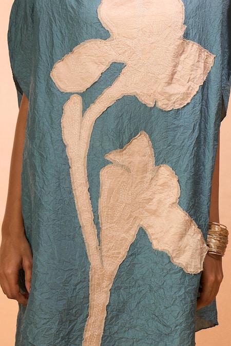 Divyam Mehta_Blue Embroidery Round Neck Flower Patchwork Tunic With Pant _at_Aza_Fashions