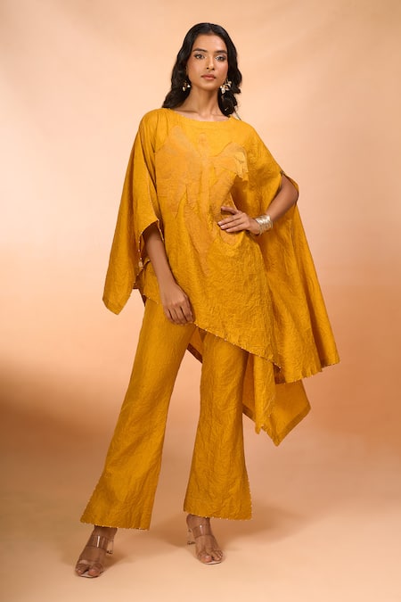 Divyam Mehta Haldi Kurta & Pant Set 