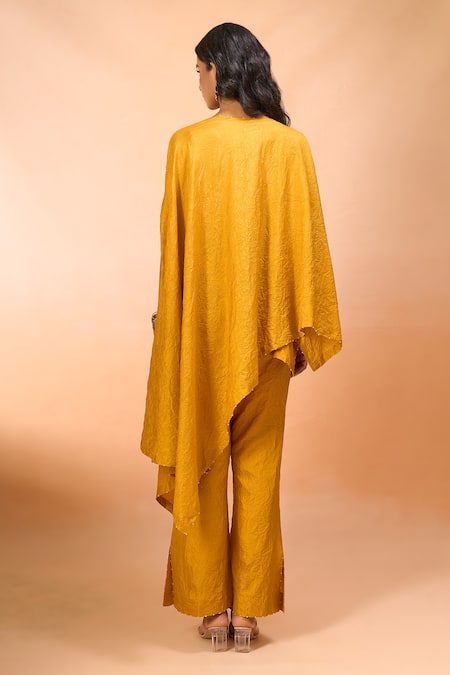 Divyam Mehta Haldi Kurta & Pant Set 