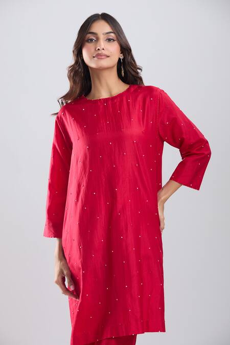 Divyam Mehta Red Stones Round Neck Valentine Plain Kurta With Pant Online at Aza Fashions Divyam Mehta_Red Stones Round Neck Valentine Plain Kurta With Pant _Online_at_Aza_Fashions