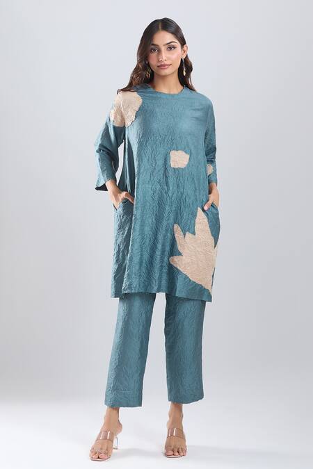 Divyam Mehta_Blue Applique Round Neck Atlantic Kurta With Pant _Online_at_Aza_Fashions