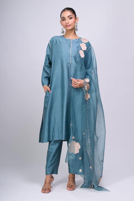Divyam Mehta Placket Embroidered Kurta Set 