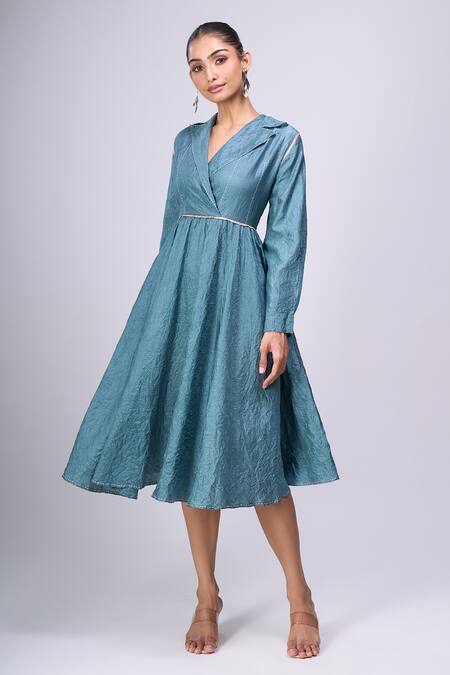 Divyam Mehta_Blue Embroidery Collared, V-neck Midi Dress _Online_at_Aza_Fashions