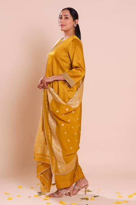 Brij_Mustard Linen, Satin, , Silk Embroidery, Saanvi Kurta Set _Online_at_Aza_Fashions