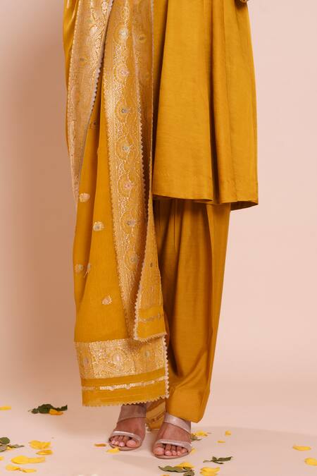 Buy_Brij_Mustard Linen, Satin, , Silk Embroidery, Saanvi Kurta Set _Online_at_Aza_Fashions
