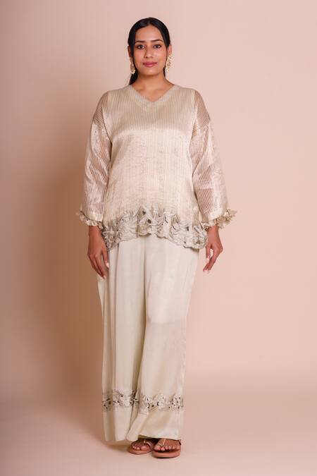 Brij Green Chanderi, Tissue, Silk Embroidery, Cut Work Keya Striped Short Kurta Set Online at Aza Fashions Brij_Green Chanderi, Tissue, Silk Embroidery, Cut Work Keya Striped Short Kurta Set _Online_at_Aza_Fashions