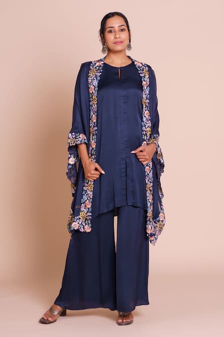 Brij Aranya Embroidered Cape Set 