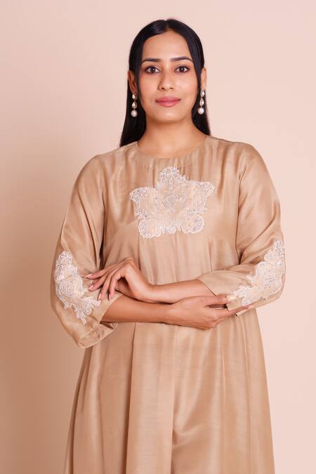 Shop_Brij_Beige Muslin, Silk Embroidery Round Neck Heer Kurta Set 