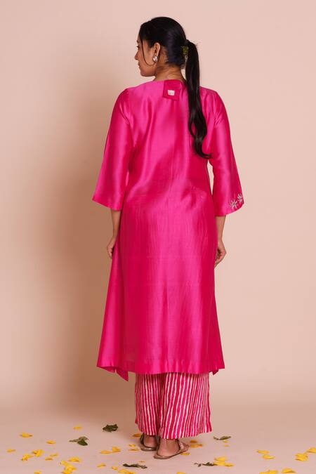 Brij_Pink Chanderi Silk, Muslin Zari, Embroidery Keyhole Neck Riva Rani Kurta Set _Online_at_Aza_Fashions