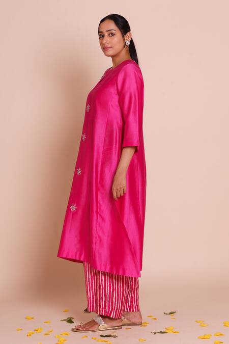 Buy_Brij_Pink Chanderi Silk, Muslin Zari, Embroidery Keyhole Neck Riva Rani Kurta Set _Online_at_Aza_Fashions