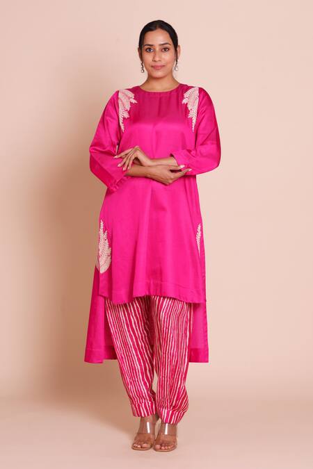 Brij_Fuchsia Linen, Satin, Silk Embroidery Round Neck Reha Rani Pink Kurta Set _at_Aza_Fashions