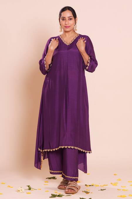 Buy_Brij_Purple Muslin, Silk Embroidery, Zari V-neck Nysa Kurta Set _Online_at_Aza_Fashions