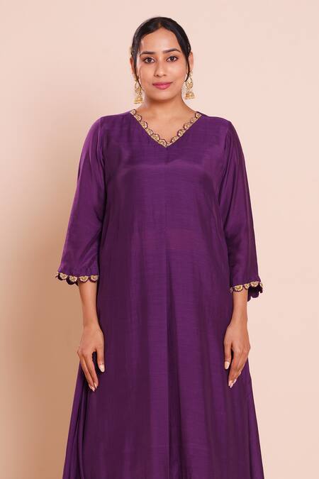 Shop_Brij_Purple Muslin, Silk Embroidery, Zari V-neck Nysa Kurta Set _Online_at_Aza_Fashions