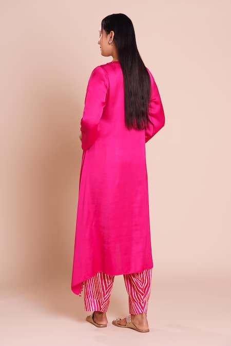 Brij Alaya Pink Embroidered Kurta Set 