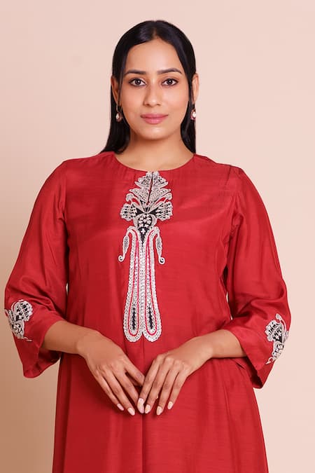 Buy_Brij_Red Muslin, Silk Embroidery Round Neck Zeba Kurta Set 