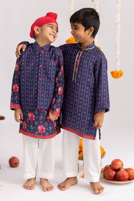 Buy_MR Brat_Blue Muslin, Cotton Piping Stripes Printed Kurta Set _Online_at_Aza_Fashions