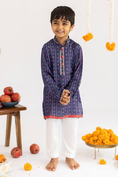 Shop_MR Brat_Blue Muslin, Cotton Piping Stripes Printed Kurta Set _Online_at_Aza_Fashions