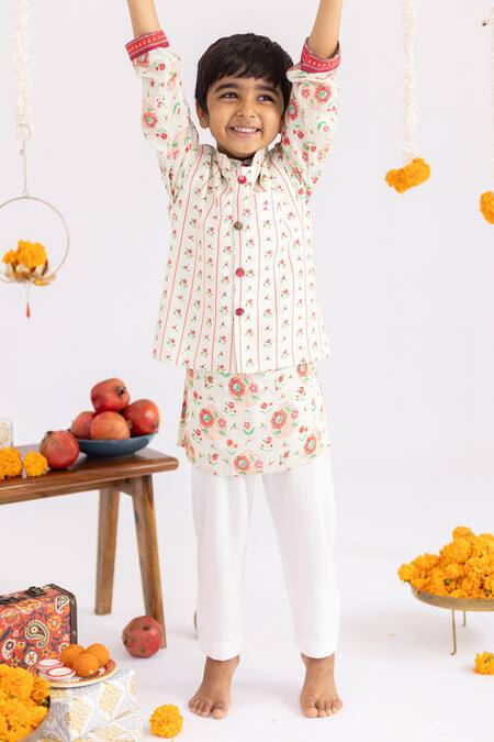 Buy_MR Brat_Off White Muslin, Cotton Anar Jaal Printed Bundi Set _Online_at_Aza_Fashions