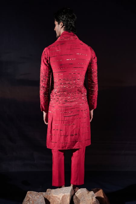 Jubinav Chadha Linear Pattern Embroidered Kurta Set 