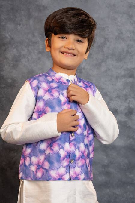 Shop JILMIL DREAMWEAR Cream Silk Digital Print Floral Bundi Kurta Set Online at Aza Fashions Shop_JILMIL DREAMWEAR_Cream Silk Digital Print Floral Bundi Kurta Set _Online_at_Aza_Fashions