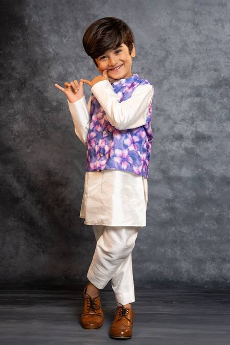 Buy JILMIL DREAMWEAR Cream Silk Digital Print Floral Bundi Kurta Set Buy_JILMIL DREAMWEAR_Cream Silk Digital Print Floral Bundi Kurta Set