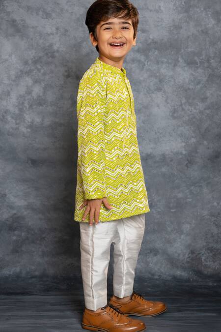 JILMIL DREAMWEAR_Green Georgette Embroidery Kurta Set _Online_at_Aza_Fashions