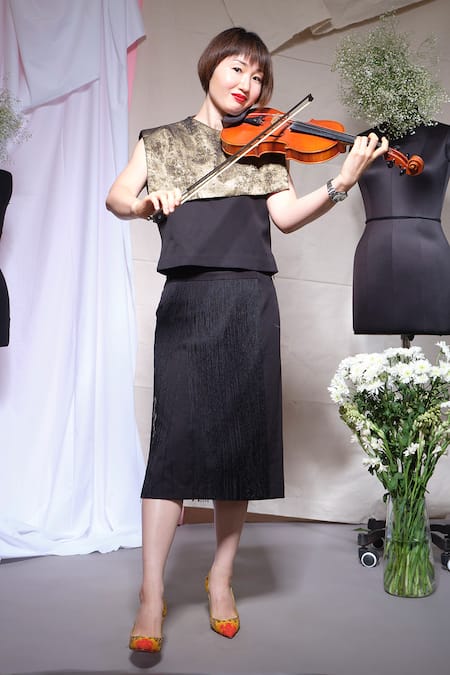 Echke Grey Linen T Shirt With Skirt 