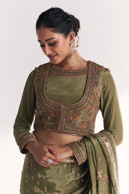 Buy_Studio Bagechaa_Green Crepe, Silk Embroidery, Sequins, Zari, Arzoo Saree Set With Koti Jacket _Online_at_Aza_Fashions