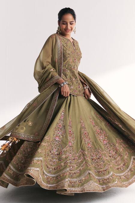 Shop Studio Bagechaa Green Organza, Silk Embroidery, Sequins, Beads, Chandni Kurta Lehenga Set Online at Aza Fashions Shop_Studio Bagechaa_Green Organza, Silk Embroidery, Sequins, Beads, Chandni Kurta Lehenga Set _Online_at_Aza_Fashions