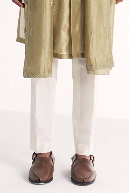 Studio Bagechaa Green Chanderi Embroidery Barkat Kurta Set Online at Aza Fashions Studio Bagechaa_Green Chanderi Embroidery Barkat Kurta Set _Online_at_Aza_Fashions