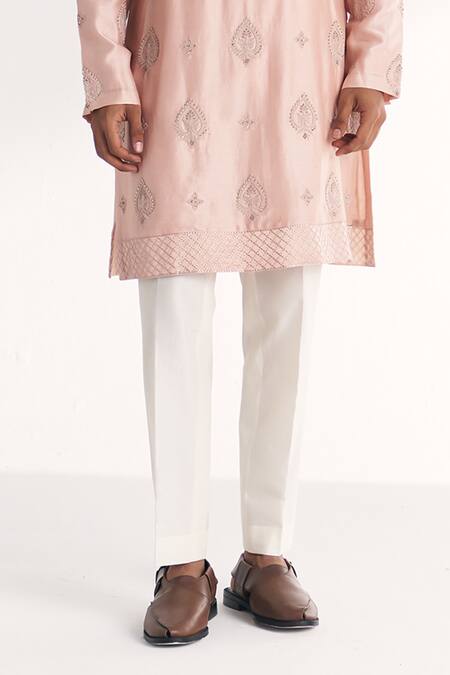 Studio Bagechaa Pink Chanderi Embroidery Umber Kurta Set Online at Aza Fashions Studio Bagechaa_Pink Chanderi Embroidery Umber Kurta Set _Online_at_Aza_Fashions