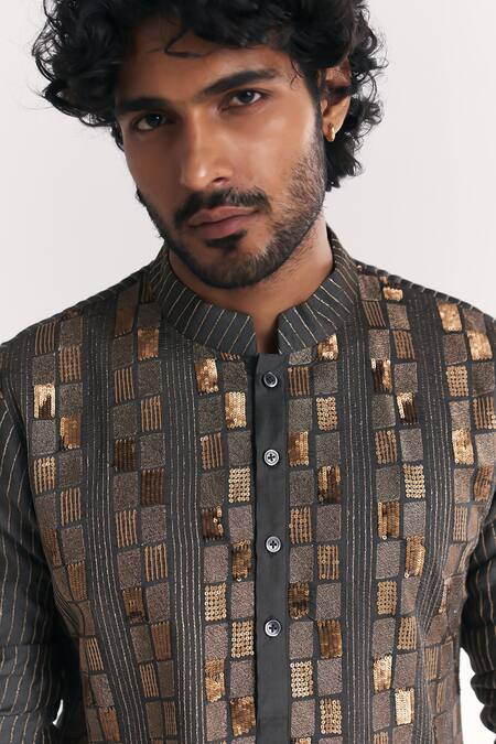 Studio Bagechaa Gray Chanderi Embroidery, Sequins Sheeda Grey Kurta Set at Aza Fashions Studio Bagechaa_Gray Chanderi Embroidery, Sequins Sheeda Grey Kurta Set _at_Aza_Fashions