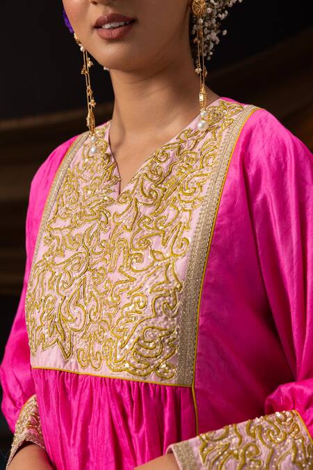 Svastih_Fuchsia Silk, Chanderi Embroidery, Pearls, Sequins, Yasmin Tunic And Pant Set _Online_at_Aza_Fashions