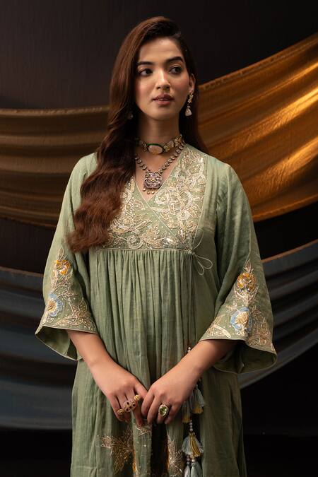 Shop Svastih Green Chanderi, Tissue Applique, Zari, 3d Floral Embroidered Kurta And Pant Online at Aza Fashions Shop_Svastih_Green Chanderi, Tissue Applique, Zari, 3d Floral Embroidered Kurta And Pant _Online_at_Aza_Fashions