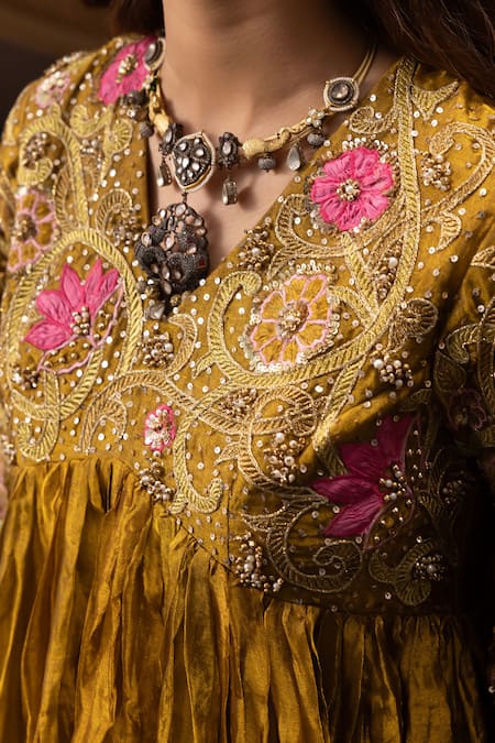 Svastih_Gold Tissue, Silk Applique, Gulnoor 3d Floral Work Anarkali With Dhoti Pant _at_Aza_Fashions