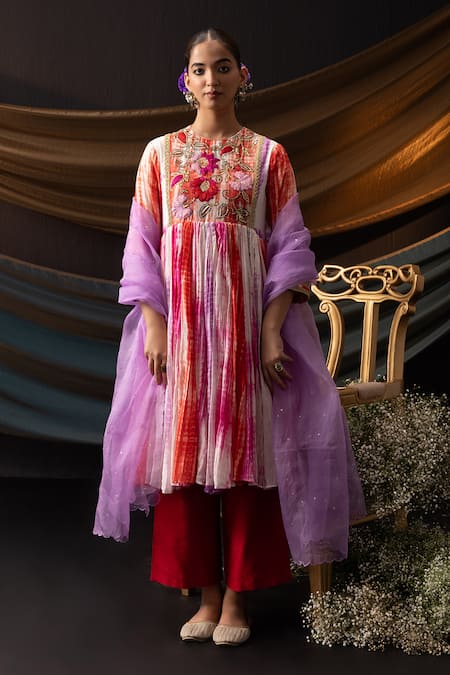 Svastih Parizad Tie Dye Floral Applique Anarkali & Pant Set 
