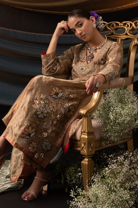 Shop_Svastih_Gold Tissue, Chanderi Applique, Zari, Sequins, Sara Kurta And Pant Set _Online_at_Aza_Fashions