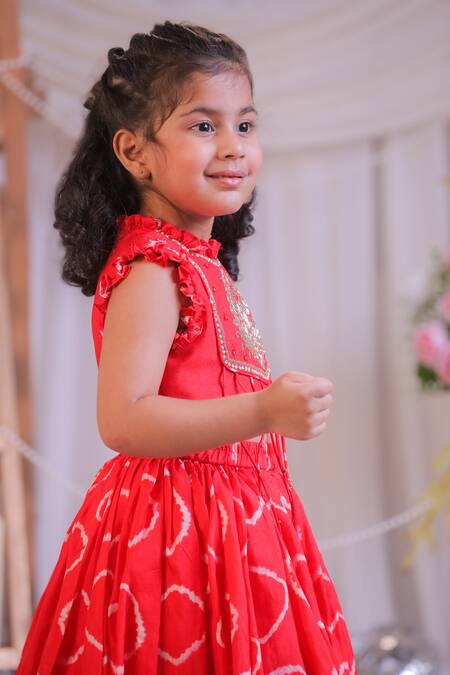 Lil Angels Red Silk Embroidery, Metallic Thread Bandhej Lehenga With Blouse Online at Aza Fashions Lil Angels_Red Silk Embroidery, Metallic Thread Bandhej Lehenga With Blouse _Online_at_Aza_Fashions