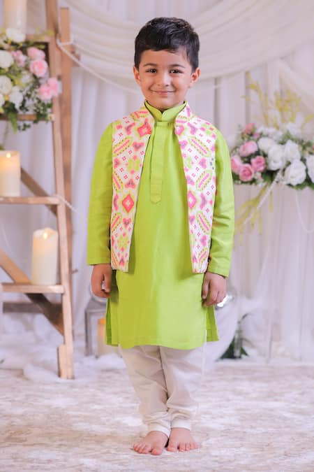 Lil Angels Ikat Pattern Bundi & Kurta Set 