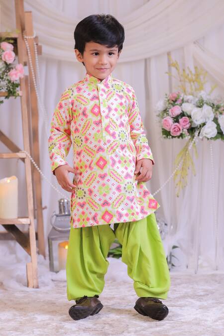 Shop_Lil Angels_White Silk, Cotton Embroidery Ikat Pattern Kurta Set _Online_at_Aza_Fashions