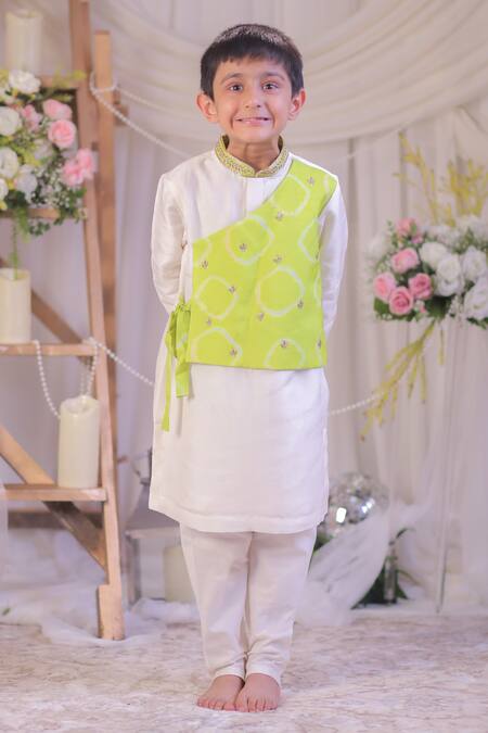 Lil Angels_Green Silk, Cotton Embroidery Bandhej Pattern Kurta Set _Online_at_Aza_Fashions