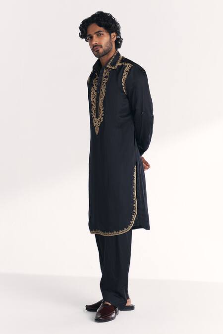 Studio Bagechaa Black Linen, Satin Embroidery Wajad Pathani Kurta Set Online at Aza Fashions Studio Bagechaa_Black Linen, Satin Embroidery Wajad Pathani Kurta Set _Online_at_Aza_Fashions
