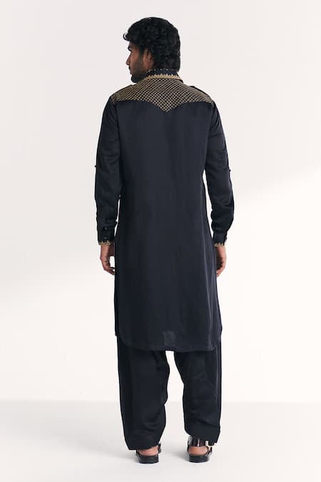 Studio Bagechaa Wajad Black Embroidered Pathani Kurta Set 