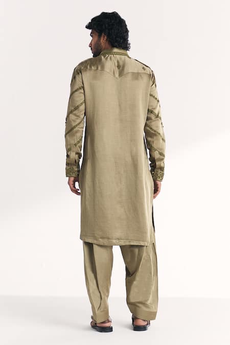 Studio Bagechaa Faris Green Embroidered Pathani Kurta Set 