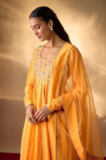 The Aarya Yellow Chanderi, Organza Embroidery, Zari Square Neck Zardozi Anarkali Set Online at Aza Fashions The Aarya_Yellow Chanderi, Organza Embroidery, Zari Square Neck Zardozi Anarkali Set _Online_at_Aza_Fashions
