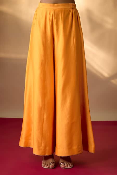 Buy The Aarya Yellow Chanderi, Organza Embroidery, Zari Square Neck Zardozi Anarkali Set Online at Aza Fashions Buy_The Aarya_Yellow Chanderi, Organza Embroidery, Zari Square Neck Zardozi Anarkali Set _Online_at_Aza_Fashions