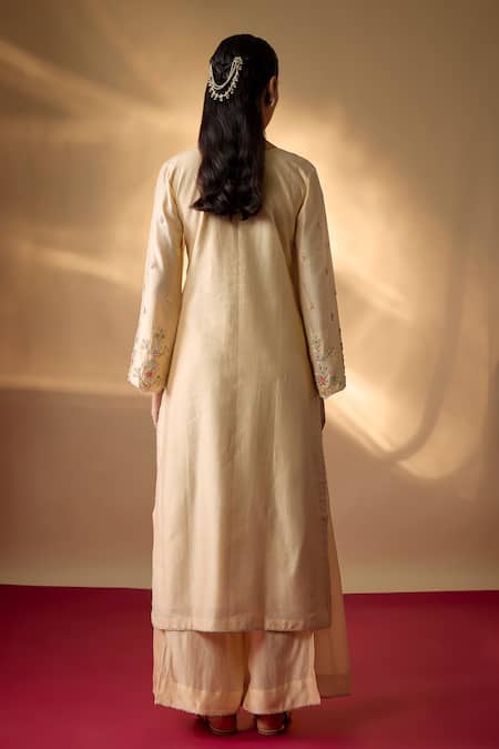 The Aarya Chanderi Zardozi Embroidered Kurta Set 